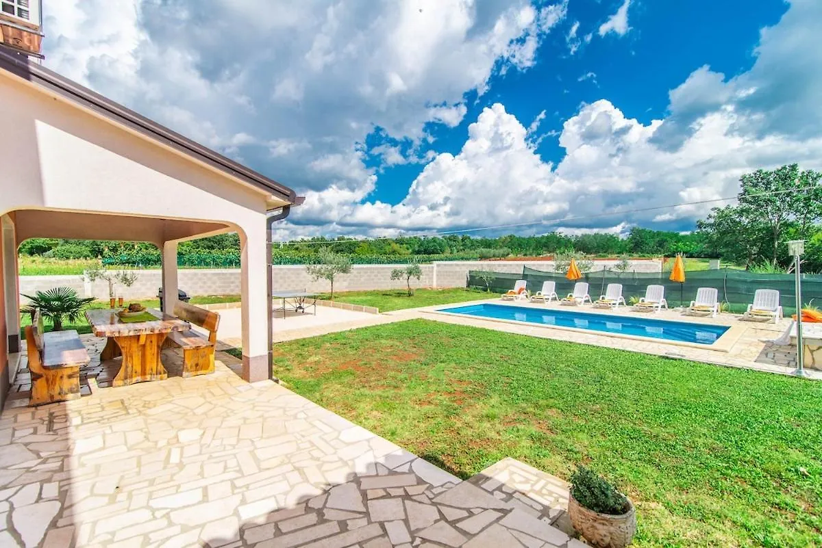Villa Roza By Kompas Villas Vosteni 0*,